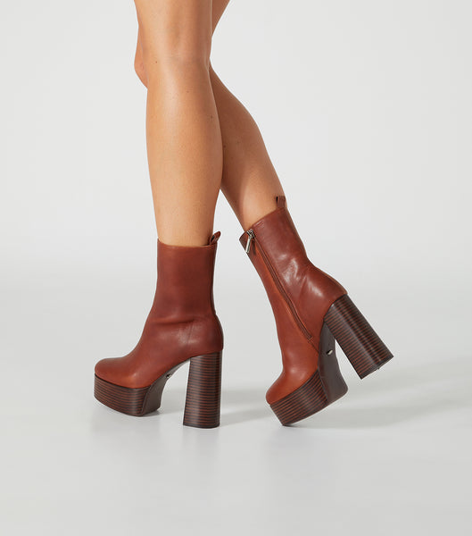 Botines Tony Bianco Tyra Cognac 12cm Marrones | ECDYB69150